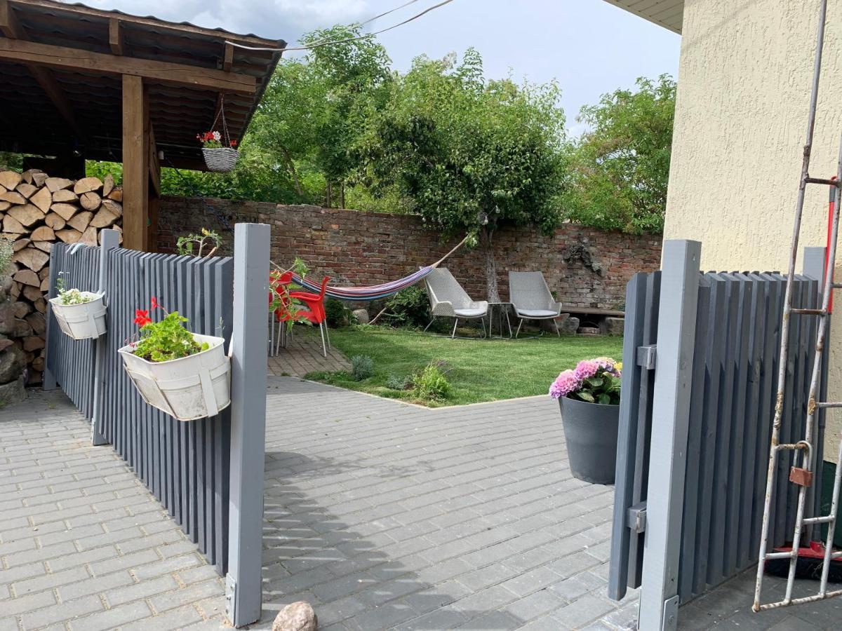 Cieszyno- Uroczy Domek Do Wynajecia Zlocieniec Exterior photo